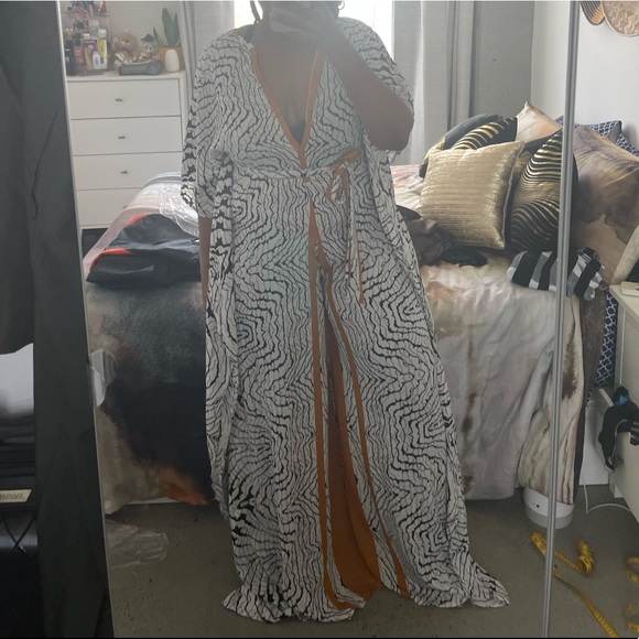 Coverup/Jumpsuit one sz fits most - Picture 8 of 17